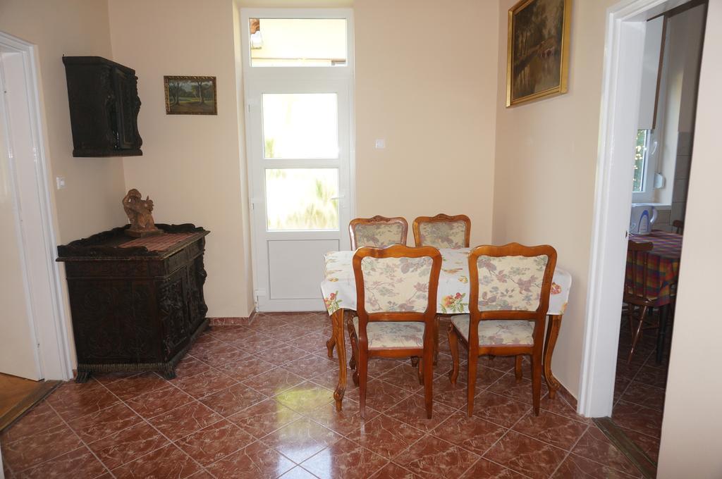 Honved Apartmanhaz Balatonlelle Exterior foto